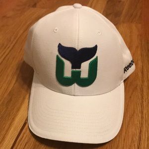 Reebok white men’s adjustable ball cap